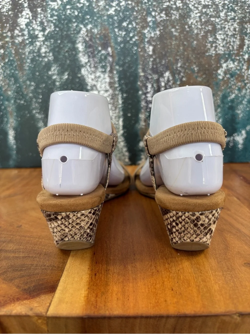 Alfani Classic 2010’s Snake Print T-Strap Wedge Sandals Size 8 VGUC